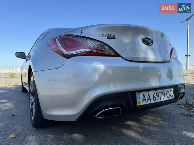 Серый Хендай Genesis Coupe, объемом двигателя 2 л и пробегом 132 тыс. км за 12800 $, фото 3 на Automoto.ua