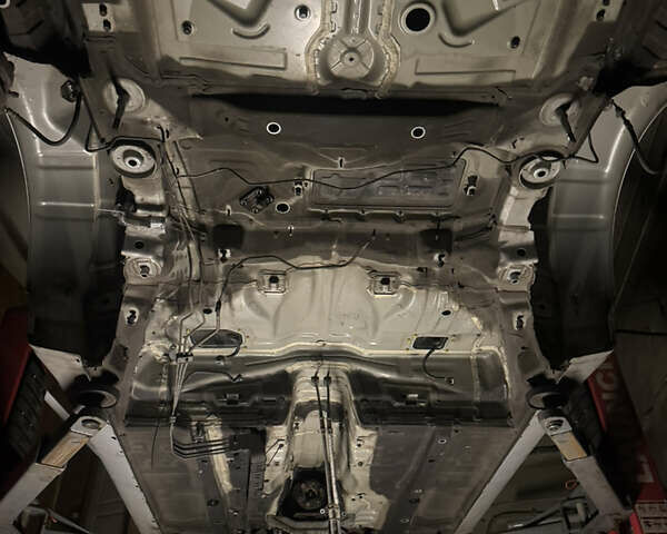 Серый Хендай Genesis Coupe, объемом двигателя 2 л и пробегом 132 тыс. км за 12800 $, фото 44 на Automoto.ua