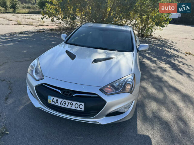 Серый Хендай Genesis Coupe, объемом двигателя 2 л и пробегом 132 тыс. км за 12800 $, фото 7 на Automoto.ua