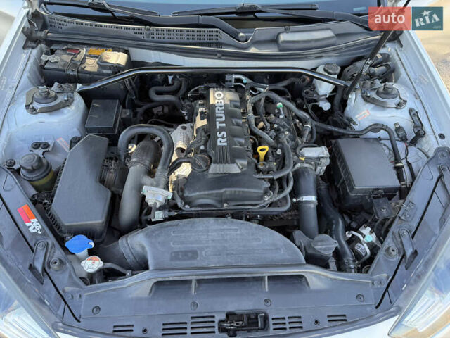 Серый Хендай Genesis Coupe, объемом двигателя 2 л и пробегом 132 тыс. км за 12800 $, фото 17 на Automoto.ua