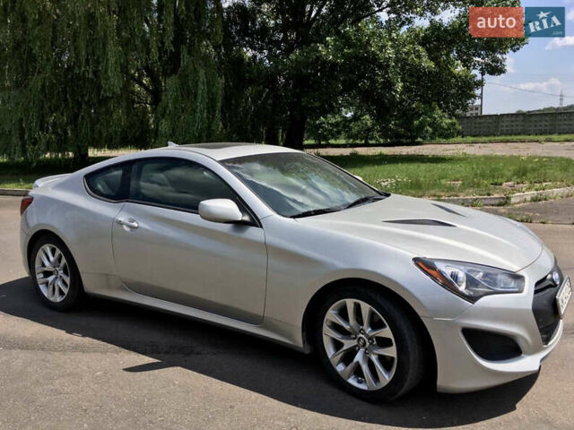 Серый Хендай Genesis Coupe, объемом двигателя 2 л и пробегом 49 тыс. км за 11800 $, фото 2 на Automoto.ua
