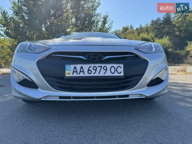 Серый Хендай Genesis Coupe, объемом двигателя 2 л и пробегом 132 тыс. км за 12800 $, фото 8 на Automoto.ua