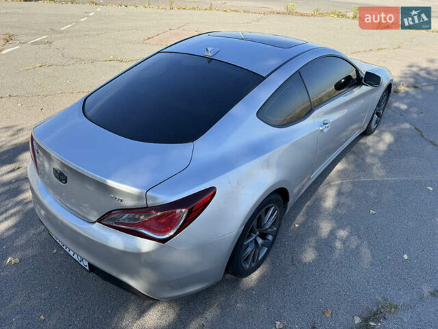 Серый Хендай Genesis Coupe, объемом двигателя 2 л и пробегом 132 тыс. км за 12800 $, фото 1 на Automoto.ua