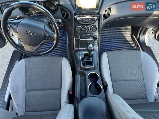 Серый Хендай Genesis Coupe, объемом двигателя 2 л и пробегом 132 тыс. км за 12800 $, фото 38 на Automoto.ua