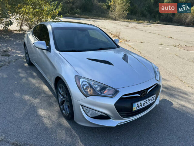 Серый Хендай Genesis Coupe, объемом двигателя 2 л и пробегом 132 тыс. км за 12800 $, фото 9 на Automoto.ua