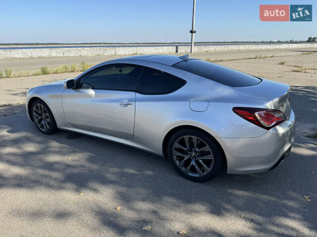 Серый Хендай Genesis Coupe, объемом двигателя 2 л и пробегом 132 тыс. км за 12800 $, фото 4 на Automoto.ua