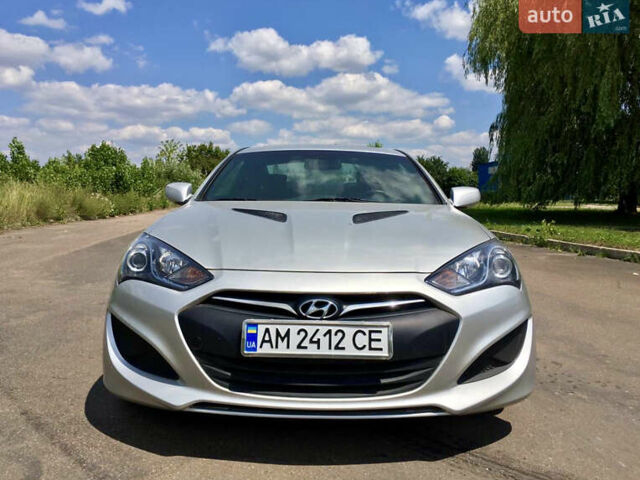 Серый Хендай Genesis Coupe, объемом двигателя 2 л и пробегом 49 тыс. км за 11800 $, фото 1 на Automoto.ua