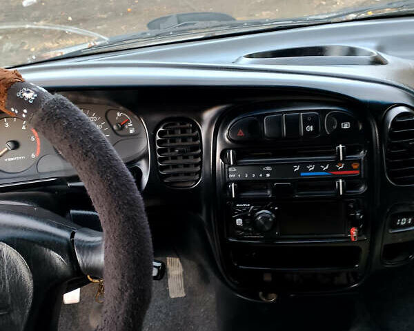 Белый Хендай H-1, объемом двигателя 0 л и пробегом 270 тыс. км за 4500 $, фото 12 на Automoto.ua