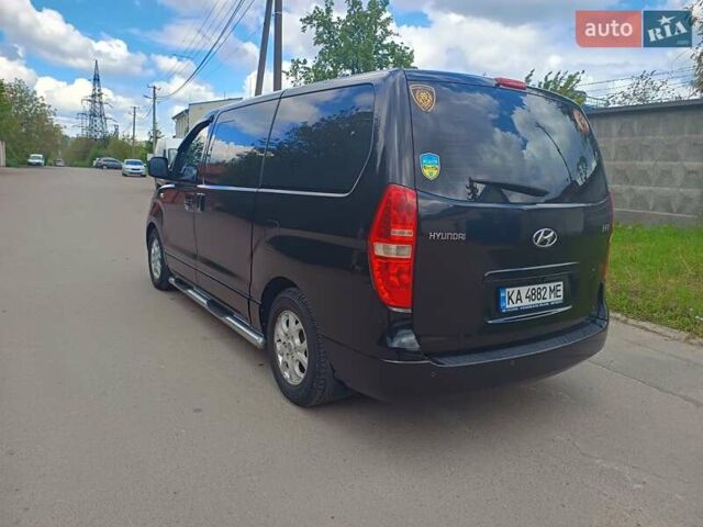 Чорний Хендай H-1, об'ємом двигуна 2.5 л та пробігом 249 тис. км за 12399 $, фото 8 на Automoto.ua