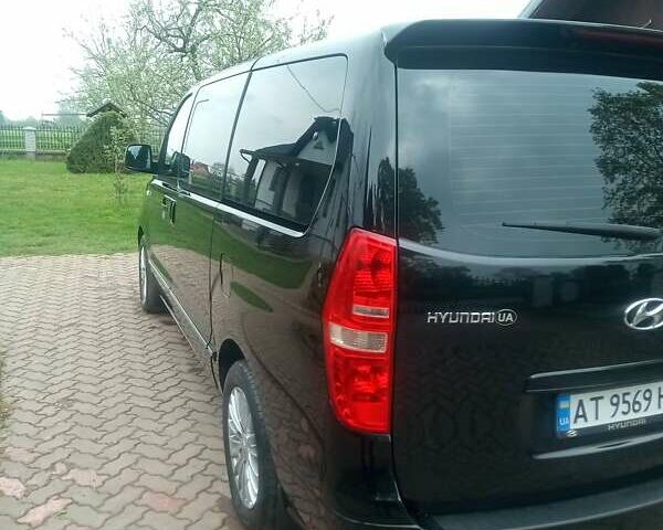 Черный Хендай H-1, объемом двигателя 2.5 л и пробегом 331 тыс. км за 14400 $, фото 27 на Automoto.ua