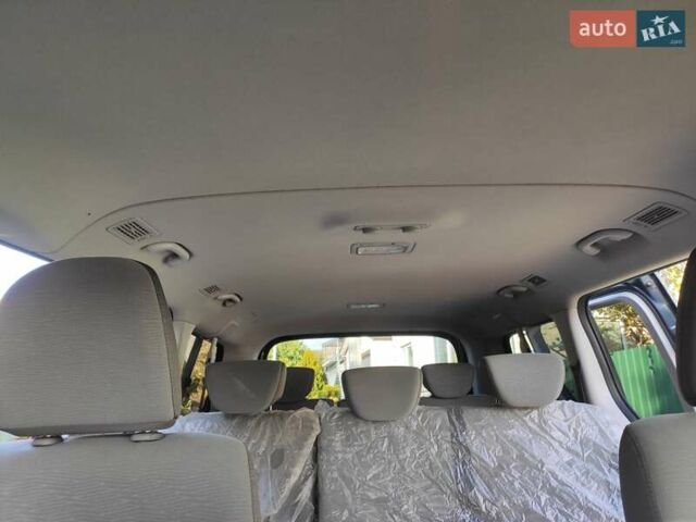 Чорний Хендай H-1, об'ємом двигуна 2.5 л та пробігом 59 тис. км за 16900 $, фото 19 на Automoto.ua