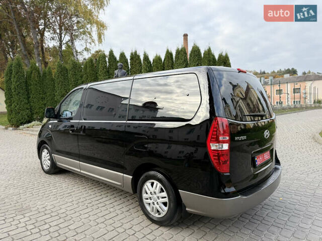 Черный Хендай H-1, объемом двигателя 2.5 л и пробегом 238 тыс. км за 17999 $, фото 52 на Automoto.ua