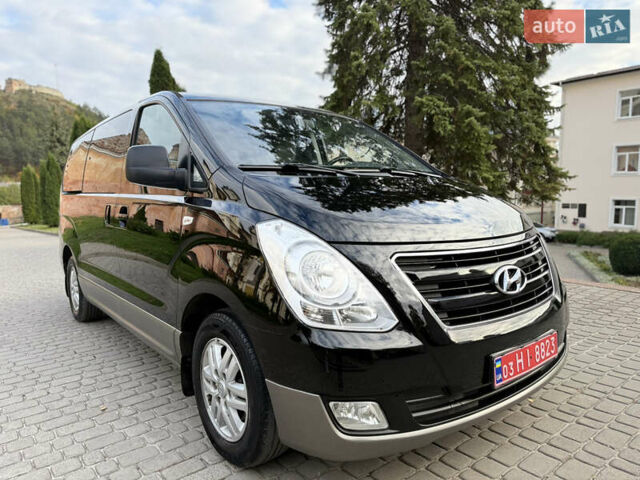 Черный Хендай H-1, объемом двигателя 2.5 л и пробегом 239 тыс. км за 17599 $, фото 34 на Automoto.ua