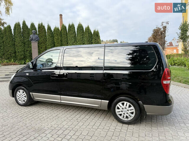 Черный Хендай H-1, объемом двигателя 2.5 л и пробегом 239 тыс. км за 17599 $, фото 57 на Automoto.ua