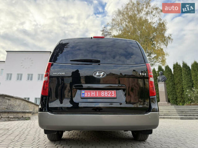 Черный Хендай H-1, объемом двигателя 2.5 л и пробегом 239 тыс. км за 17599 $, фото 46 на Automoto.ua
