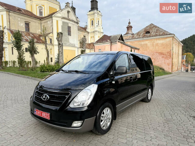 Черный Хендай H-1, объемом двигателя 2.5 л и пробегом 238 тыс. км за 17999 $, фото 22 на Automoto.ua