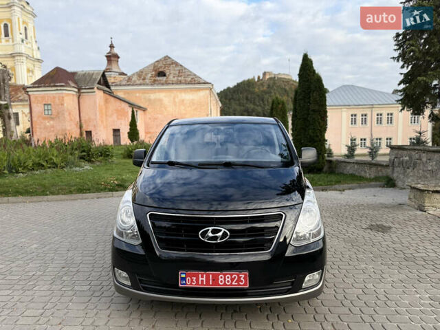 Черный Хендай H-1, объемом двигателя 2.5 л и пробегом 239 тыс. км за 17599 $, фото 28 на Automoto.ua