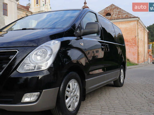 Черный Хендай H-1, объемом двигателя 2.5 л и пробегом 239 тыс. км за 17599 $, фото 20 на Automoto.ua