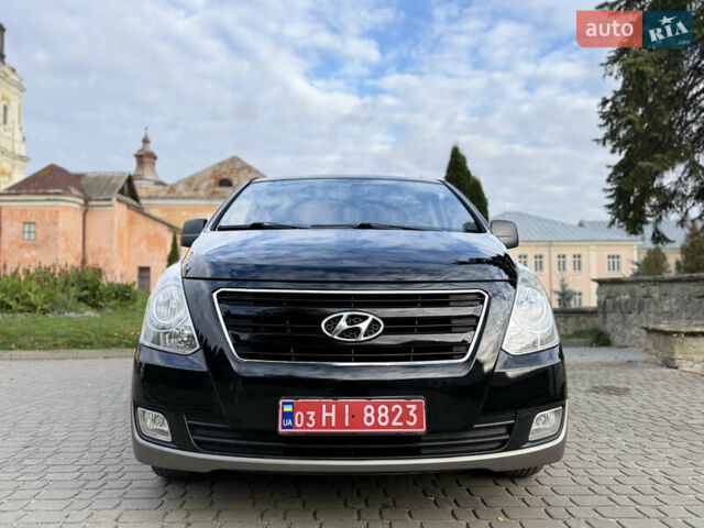 Черный Хендай H-1, объемом двигателя 2.5 л и пробегом 238 тыс. км за 17999 $, фото 26 на Automoto.ua