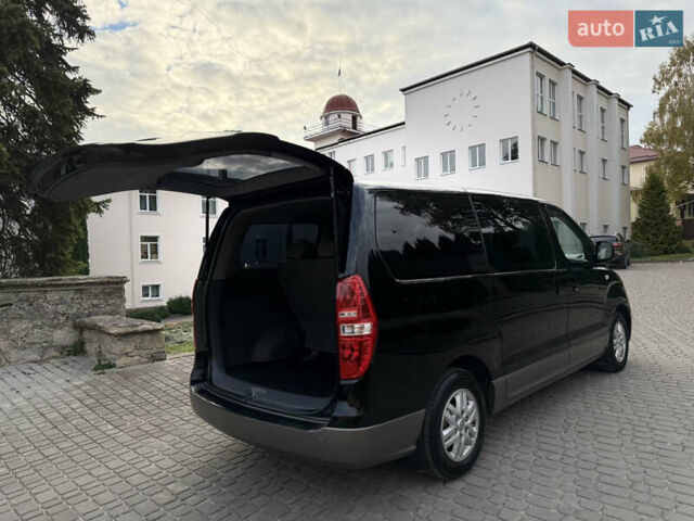 Черный Хендай H-1, объемом двигателя 2.5 л и пробегом 238 тыс. км за 17999 $, фото 51 на Automoto.ua