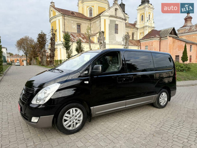 Черный Хендай H-1, объемом двигателя 2.5 л и пробегом 238 тыс. км за 17999 $, фото 28 на Automoto.ua