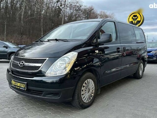 Хендай H-1, объемом двигателя 2.5 л и пробегом 312 тыс. км за 11000 $, фото 2 на Automoto.ua