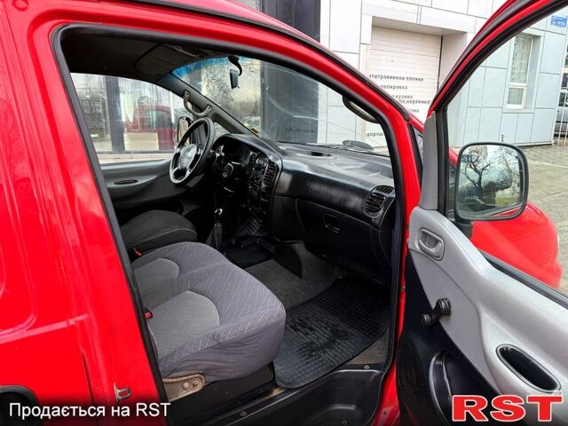 Хендай H-1, объемом двигателя 25 л и пробегом 295 тыс. км за 3900 $, фото 8 на Automoto.ua