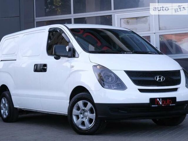 Хендай H-1, об'ємом двигуна 2.5 л та пробігом 160 тис. км за 7900 $, фото 14 на Automoto.ua