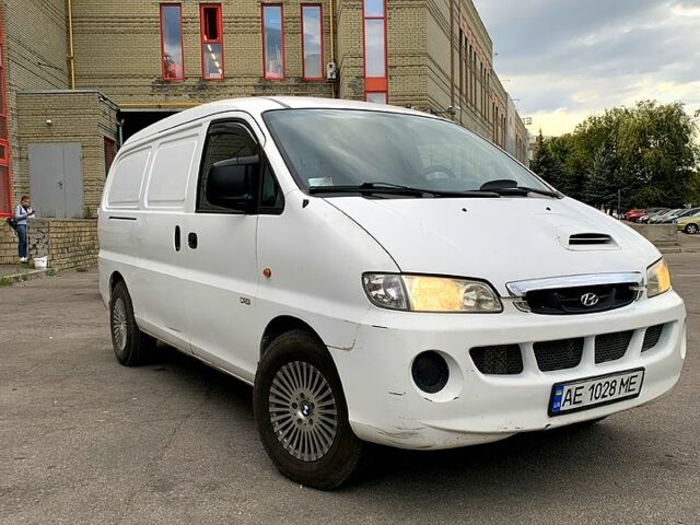 Хендай H-1, об'ємом двигуна 2.5 л та пробігом 293 тис. км за 3000 $, фото 2 на Automoto.ua