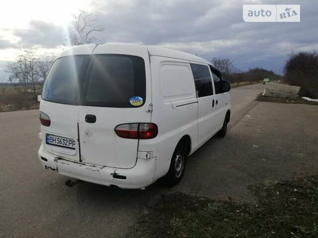 Хендай H-1, об'ємом двигуна 2.5 л та пробігом 330 тис. км за 3500 $, фото 3 на Automoto.ua