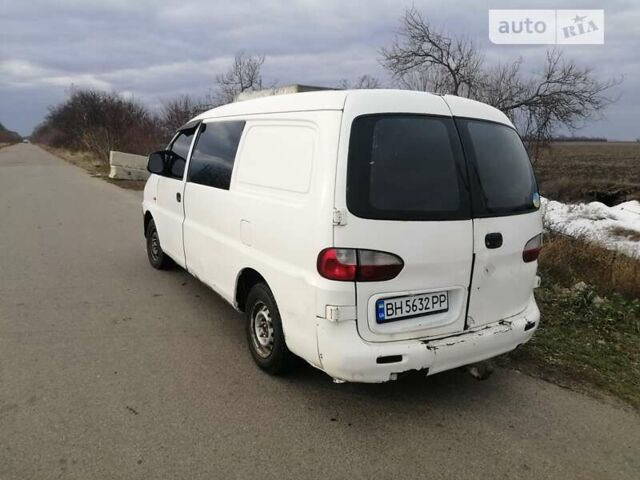 Хендай H-1, об'ємом двигуна 2.5 л та пробігом 330 тис. км за 3500 $, фото 1 на Automoto.ua