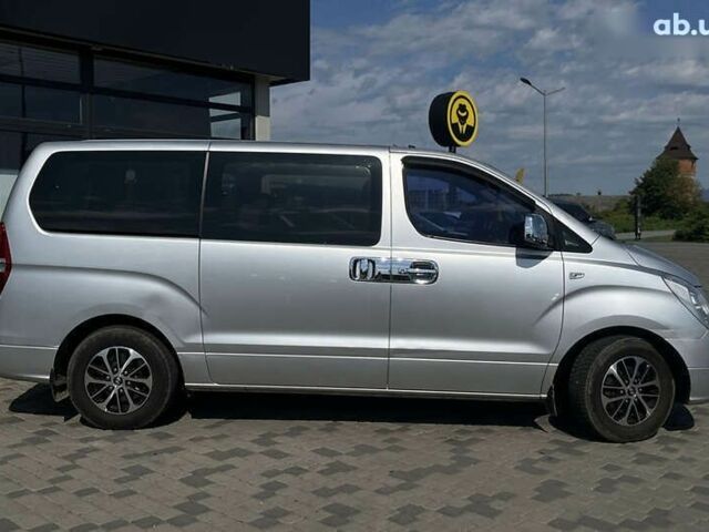Хендай H-1, объемом двигателя 2.5 л и пробегом 159 тыс. км за 8500 $, фото 7 на Automoto.ua