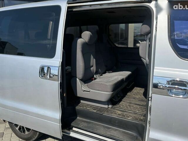 Хендай H-1, объемом двигателя 2.5 л и пробегом 159 тыс. км за 8500 $, фото 9 на Automoto.ua