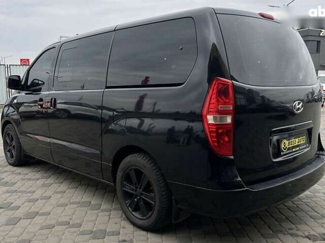 Хендай H-1, объемом двигателя 2.5 л и пробегом 635 тыс. км за 9999 $, фото 4 на Automoto.ua