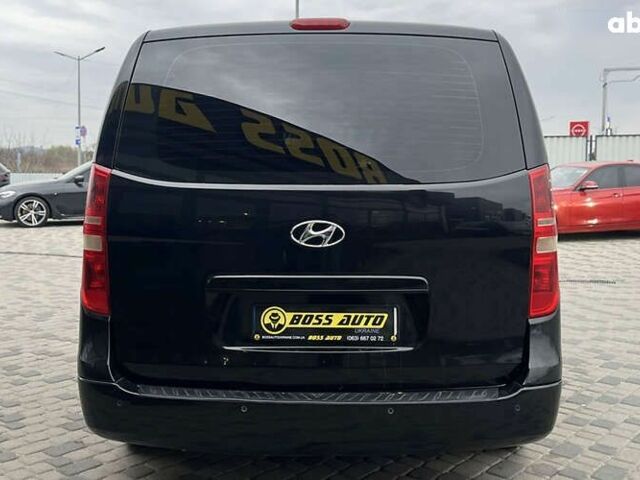 Хендай H-1, объемом двигателя 2.5 л и пробегом 635 тыс. км за 9999 $, фото 5 на Automoto.ua