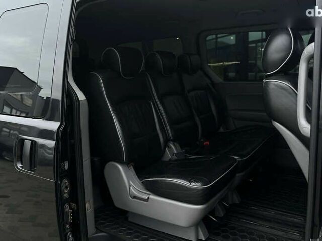 Хендай H-1, объемом двигателя 2.5 л и пробегом 635 тыс. км за 9999 $, фото 18 на Automoto.ua