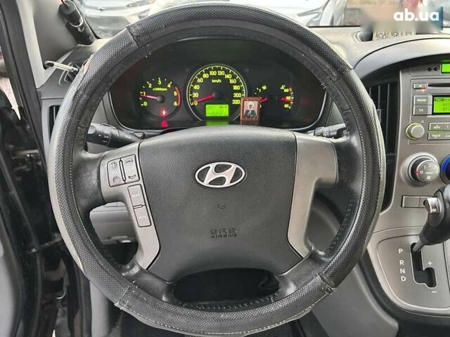 Хендай H-1, объемом двигателя 2.5 л и пробегом 268 тыс. км за 13300 $, фото 14 на Automoto.ua
