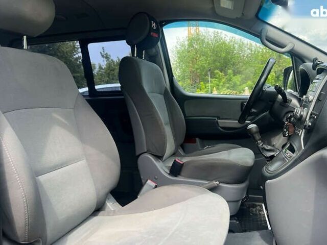 Хендай H-1, объемом двигателя 2.5 л и пробегом 300 тыс. км за 11450 $, фото 8 на Automoto.ua