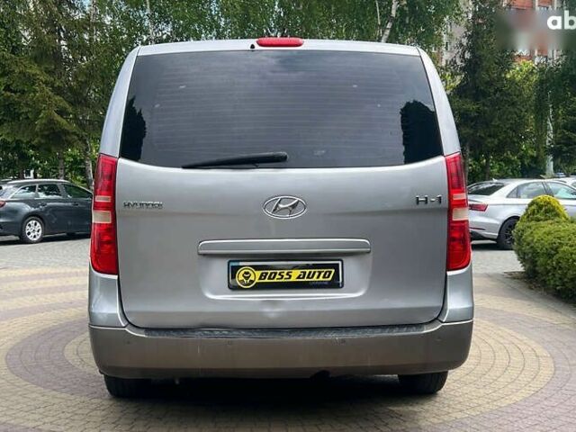 Хендай H-1, объемом двигателя 2.5 л и пробегом 300 тыс. км за 11450 $, фото 5 на Automoto.ua
