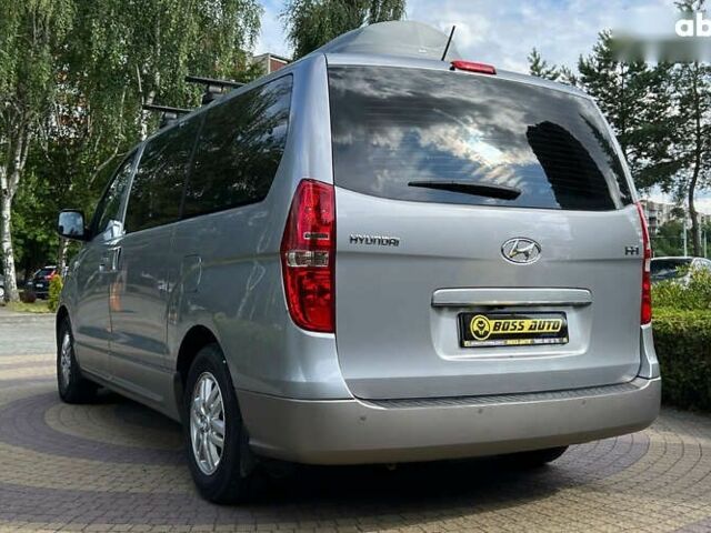 Хендай H-1, объемом двигателя 2.5 л и пробегом 95 тыс. км за 25390 $, фото 4 на Automoto.ua