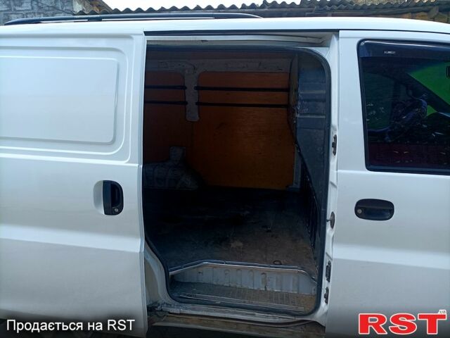 Хендай H-1, об'ємом двигуна 2.5 л та пробігом 0 тис. км за 4200 $, фото 2 на Automoto.ua