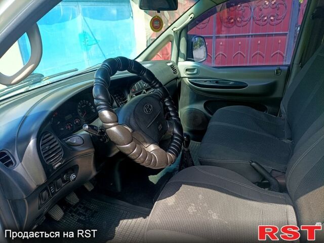 Хендай H-1, об'ємом двигуна 2.5 л та пробігом 0 тис. км за 4200 $, фото 9 на Automoto.ua