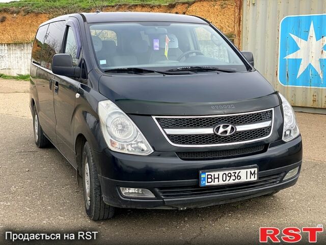 Хендай H-1, об'ємом двигуна 25 л та пробігом 247 тис. км за 10200 $, фото 1 на Automoto.ua