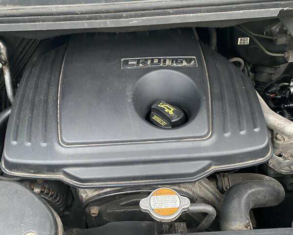 Серый Хендай H-1, объемом двигателя 2.5 л и пробегом 239 тыс. км за 8500 $, фото 11 на Automoto.ua