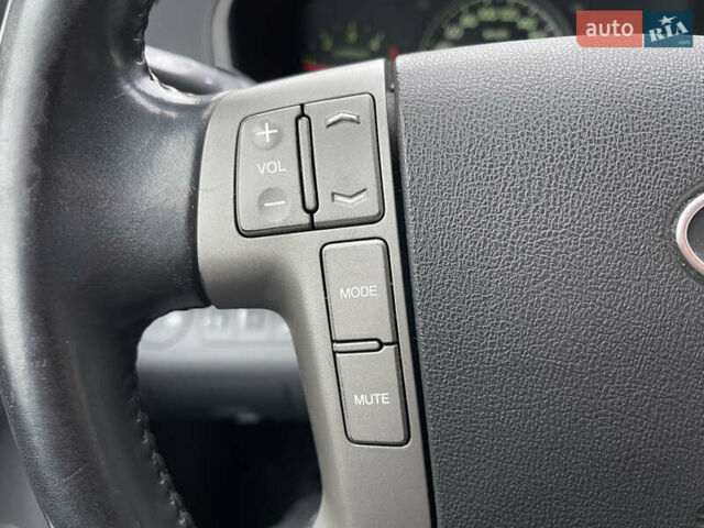 Серый Хендай H-1, объемом двигателя 2.5 л и пробегом 168 тыс. км за 17300 $, фото 43 на Automoto.ua