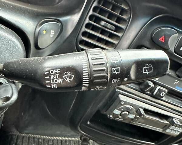 Синій Хендай H-1, об'ємом двигуна 2.35 л та пробігом 386 тис. км за 2500 $, фото 22 на Automoto.ua