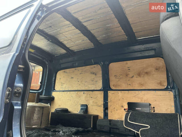 Синий Хендай H-1, объемом двигателя 2.5 л и пробегом 353 тыс. км за 5700 $, фото 10 на Automoto.ua