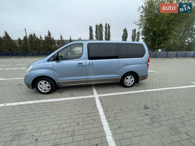 Синий Хендай H-1, объемом двигателя 2.5 л и пробегом 294 тыс. км за 11000 $, фото 9 на Automoto.ua