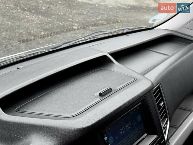 Хендай H350 2016 в Киеве на Automoto.ua Белый Хендай H350, объемом двигателя 2.5 л и пробегом 350 тыс. км за 11500 $, фото 13 на Automoto.ua