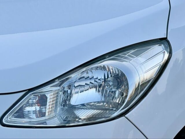 Білий Хендай і10, об'ємом двигуна 1.2 л та пробігом 96 тис. км за 6600 $, фото 10 на Automoto.ua